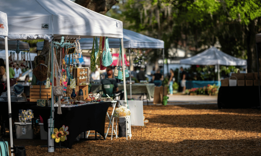 Airlie beach saturday markets